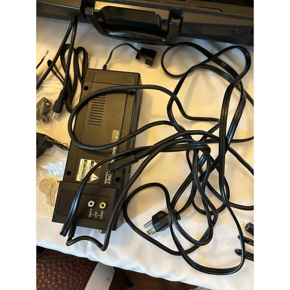 Panasonic AF Piezo VHS Video Recorder Reporter Movie Camera AG-160 Case EXTRAs - Picture 3 of 16